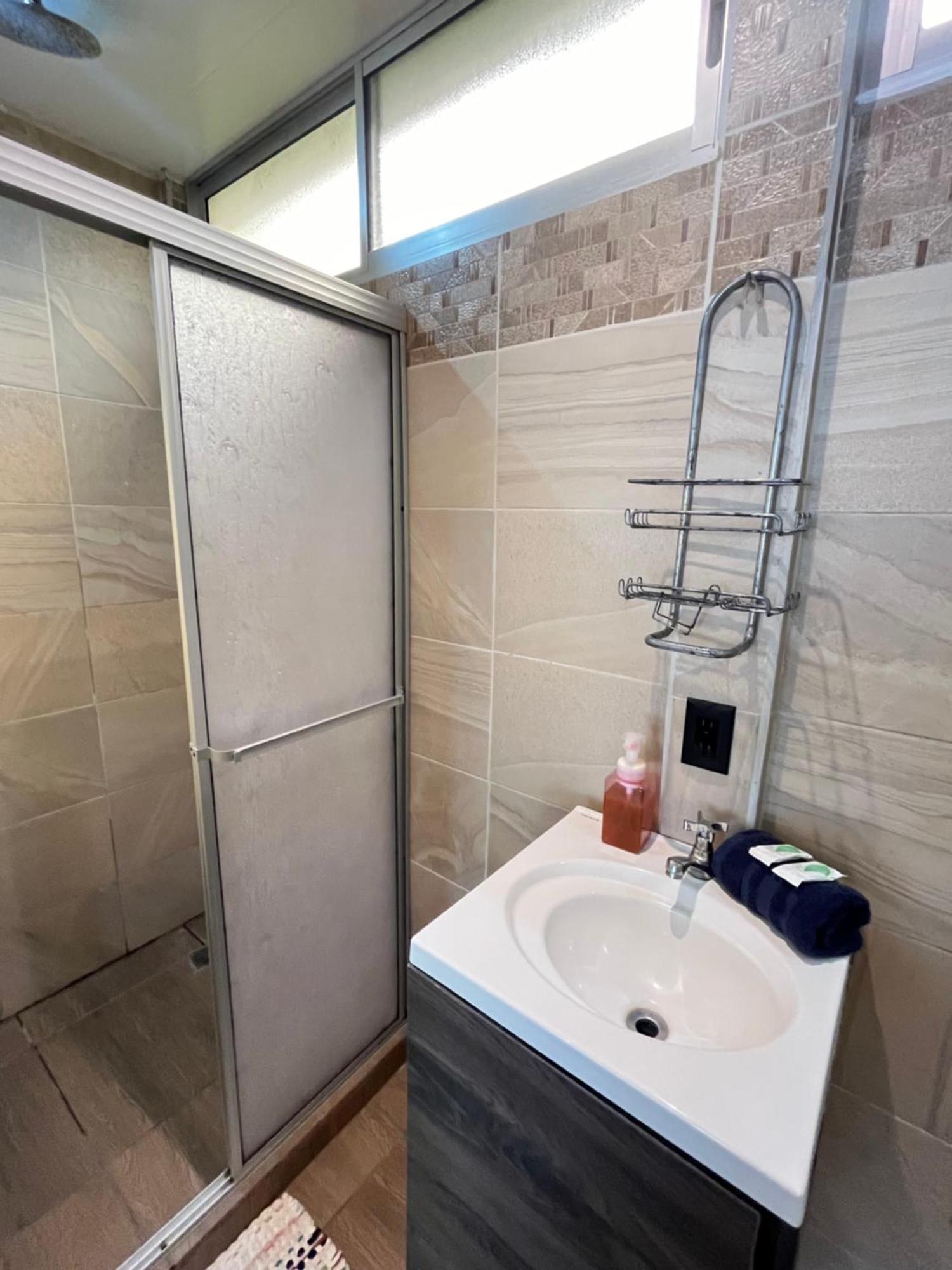 Apartamentos En El Centro De Puerto Viejo Пуерто Лимон Екстериор снимка