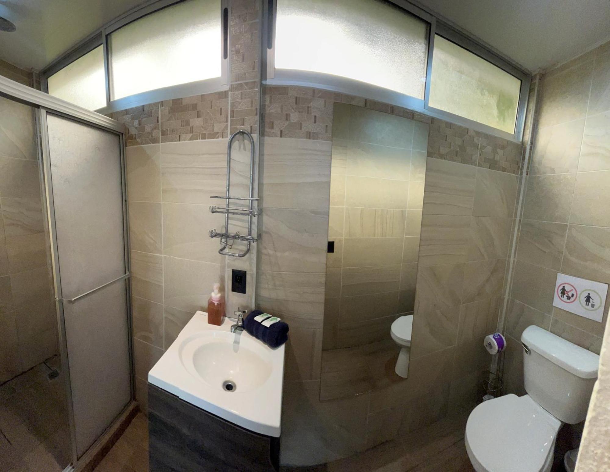 Apartamentos En El Centro De Puerto Viejo Пуерто Лимон Екстериор снимка
